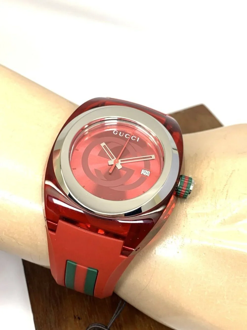 Gucci men watch